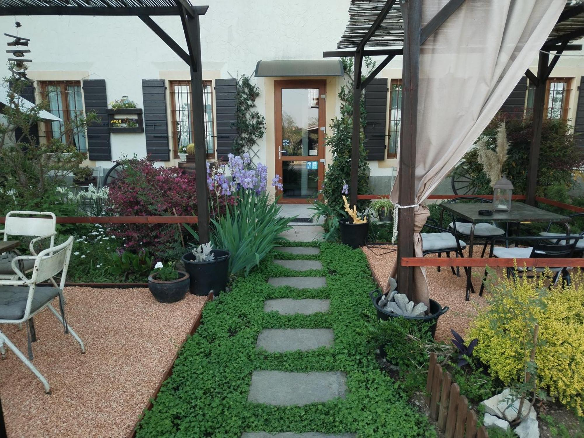 Ca' Blanca Bed and Breakfast Castelnuovo del Garda Exteriör bild
